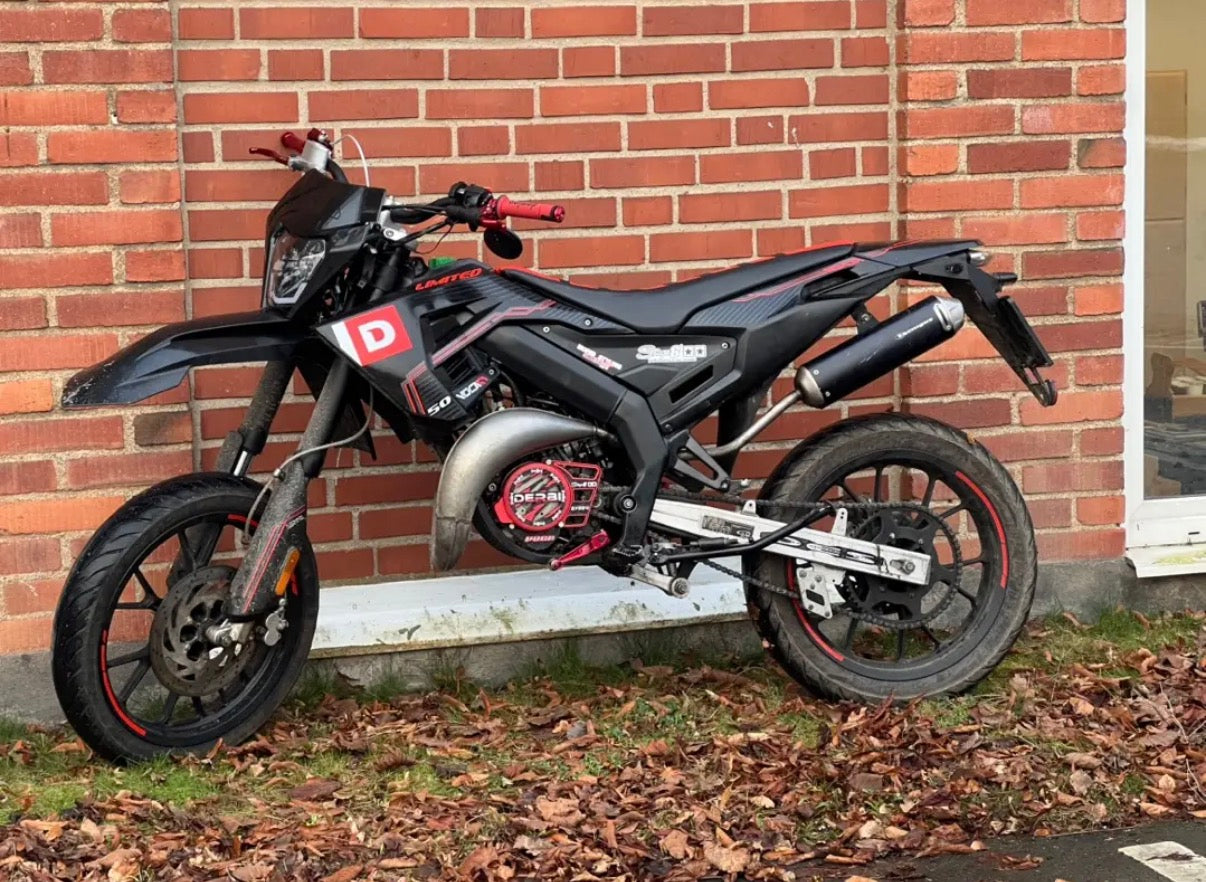 Custom Tändningskåpa - Derbi Euro 3/4